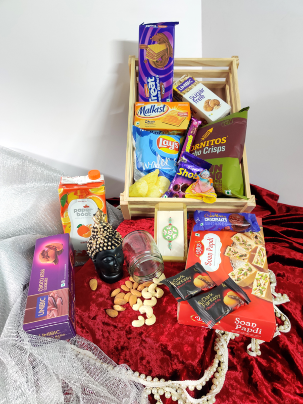 PineWood Gift Hamper